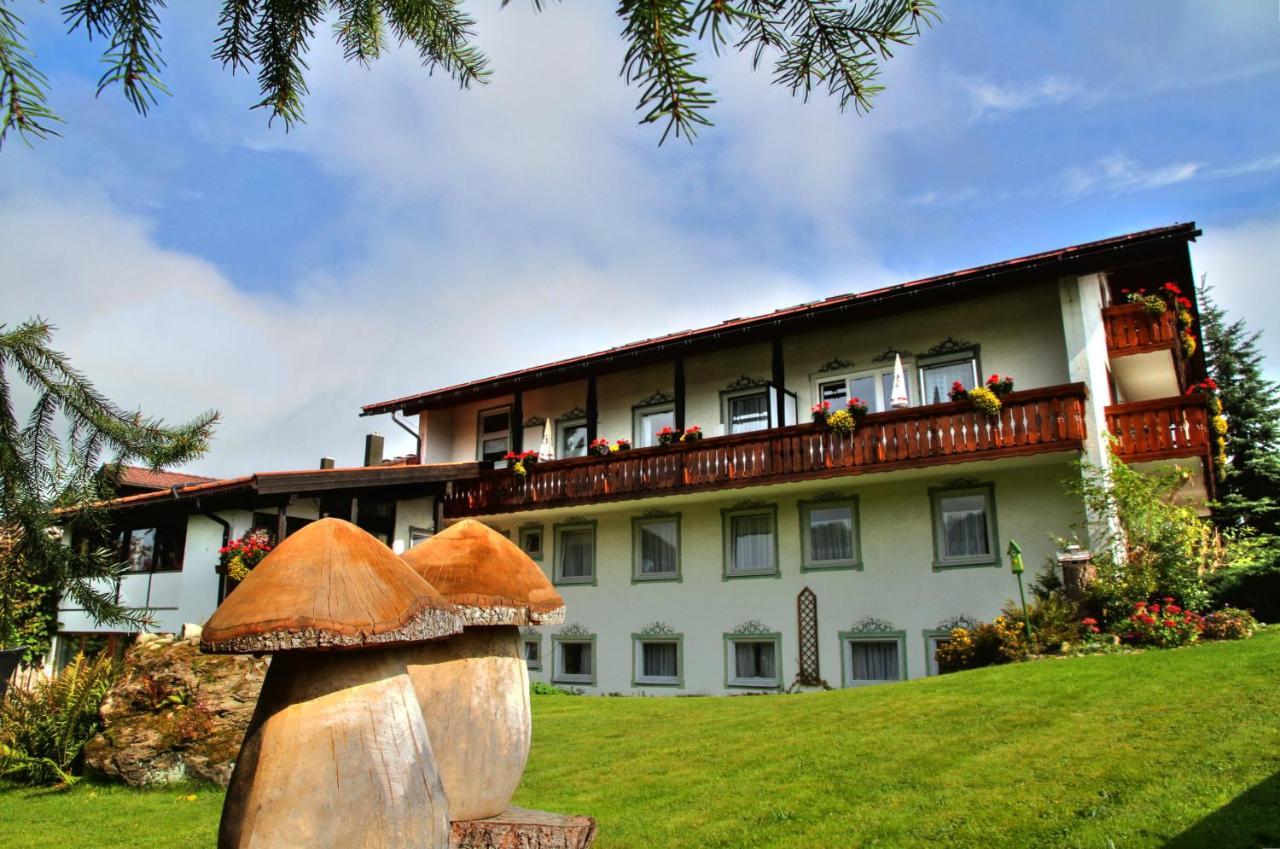 Hotel Landhaus Staufenblick Oberstaufen Exterior photo