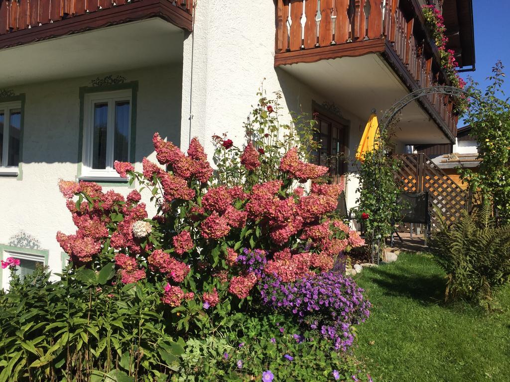 Hotel Landhaus Staufenblick Oberstaufen Exterior photo